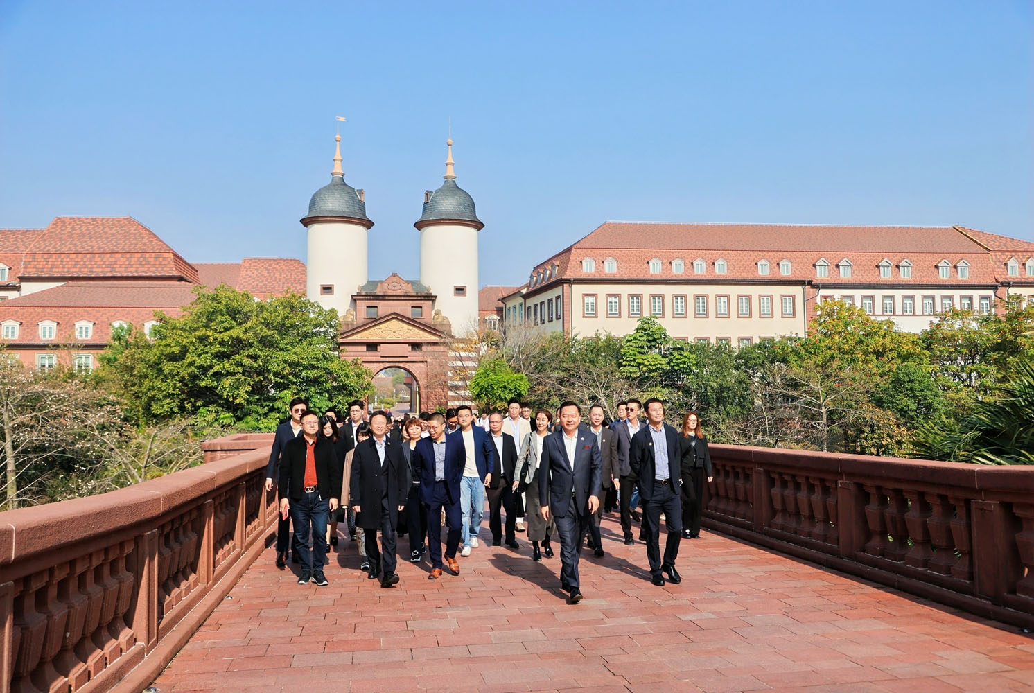 智行开局，创变致远｜中国文旅合作沙龙在松山